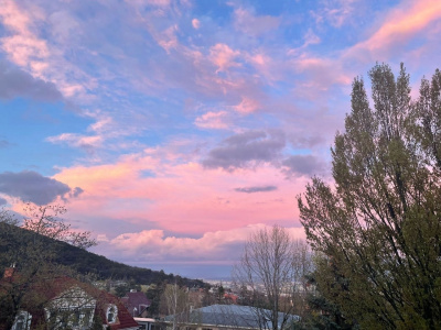 70 m2 flat in beautiful settings with a view!