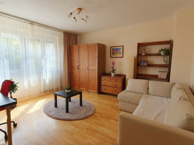 A bright 37 m2 studio for Sale in the Heart of Újlipótváros!