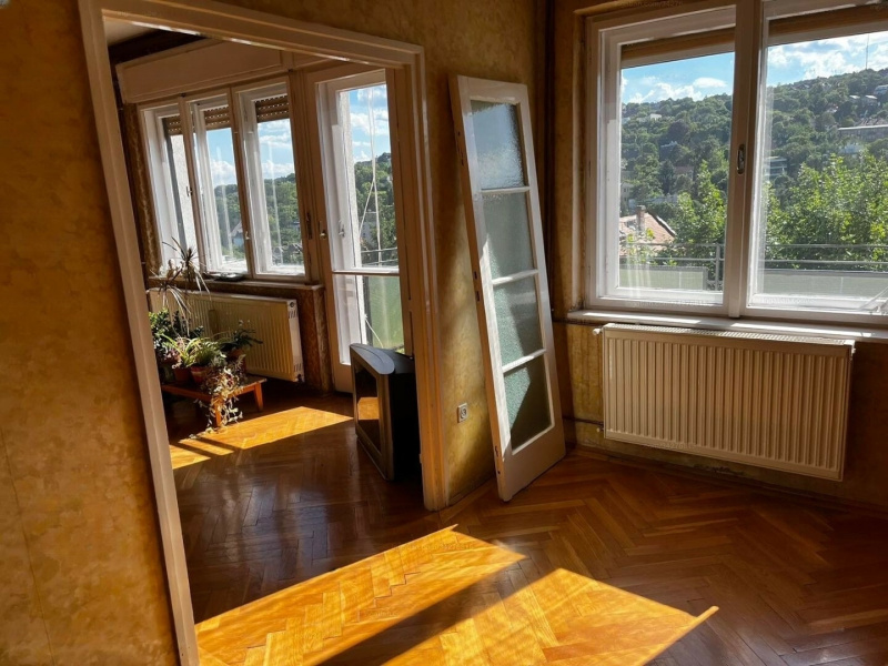 Low cost, 2nd floor renovation object on 62 m2 flat on top of Kissvábhegy, 12th district!