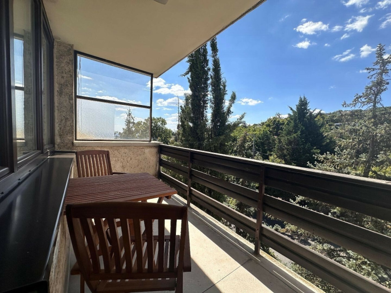 54 m2 renovated sunny flat with 7 m2 balcony on the West side of Kissvábhegy!