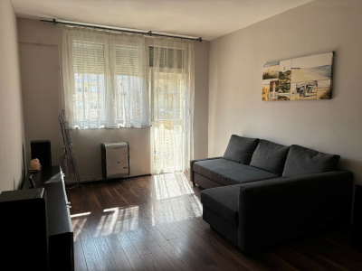 46 m2 quiet flat overlooking an inner garden in Downtown Buda, 1st district!